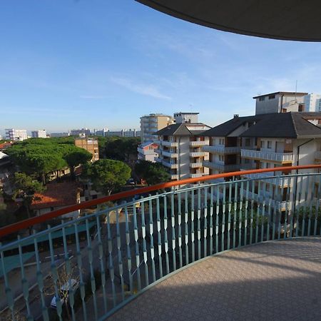 Appartamenti Puerto Do Sol Lignano Sabbiadoro Exterior photo